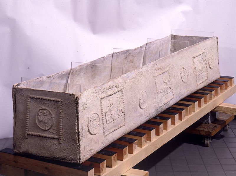 sarcophage de la nécropole romaine de la rue Perdue