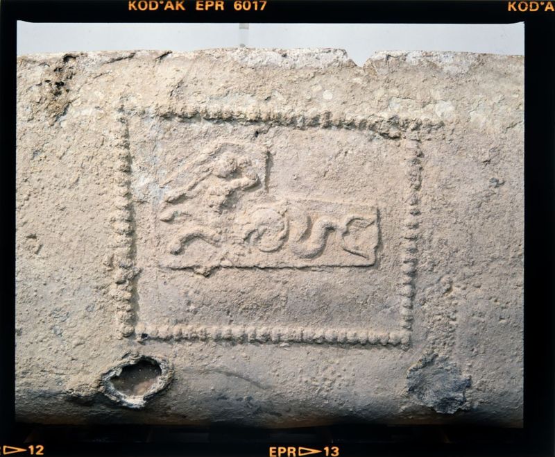 sarcophage de la nécropole romaine de la rue Perdue
