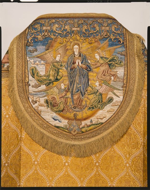 Kerstgewaad met de Hemelvaart van Maria