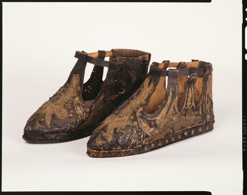 Paire de sandales lithurgiques
