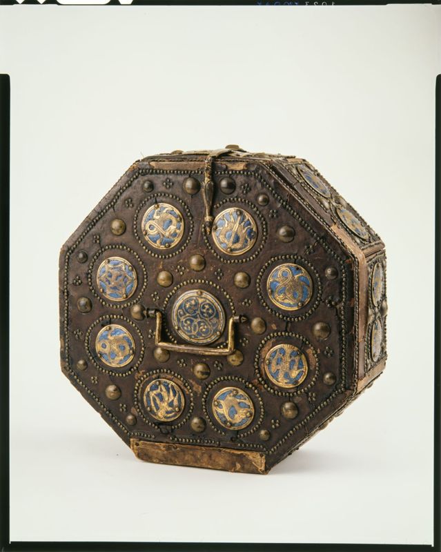Coffret-écrin de la couronne-reliquaire des saintes Épines