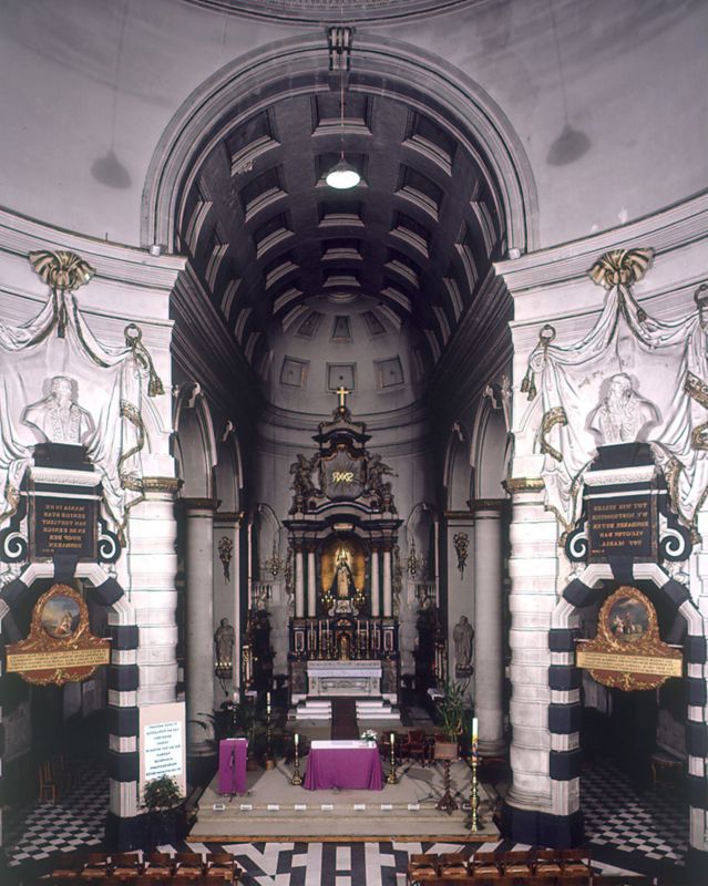 église paroissiale / Kerk O.L.Vrouw van Hanswijk