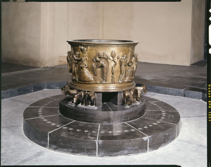 Fonts baptismaux de Notre-Dame