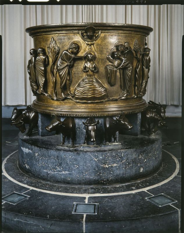 Fonts baptismaux de Notre-Dame