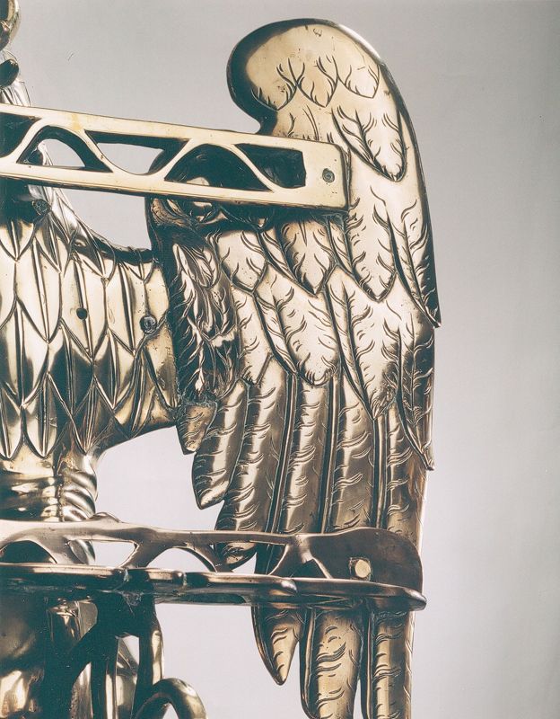 Griffon-lutrin à 2 chandeliers et 2 lutrins