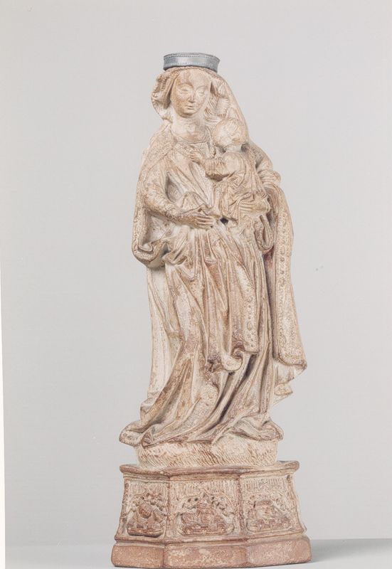 Staande Maria met Kind