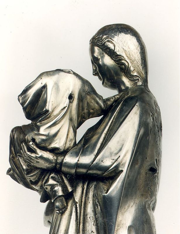 châsse de Sainte-Gertrude : Détails du pignon de la Vierge à l'Enfant (PV)