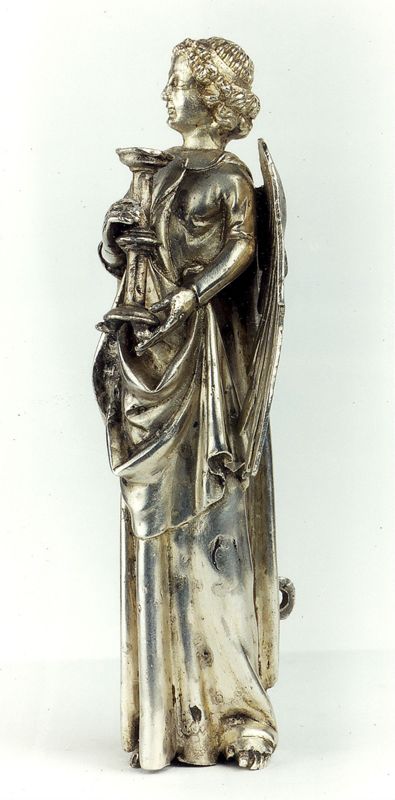 châsse de Sainte-Gertrude : Détails du pignon avec le Christ trônant (PC)