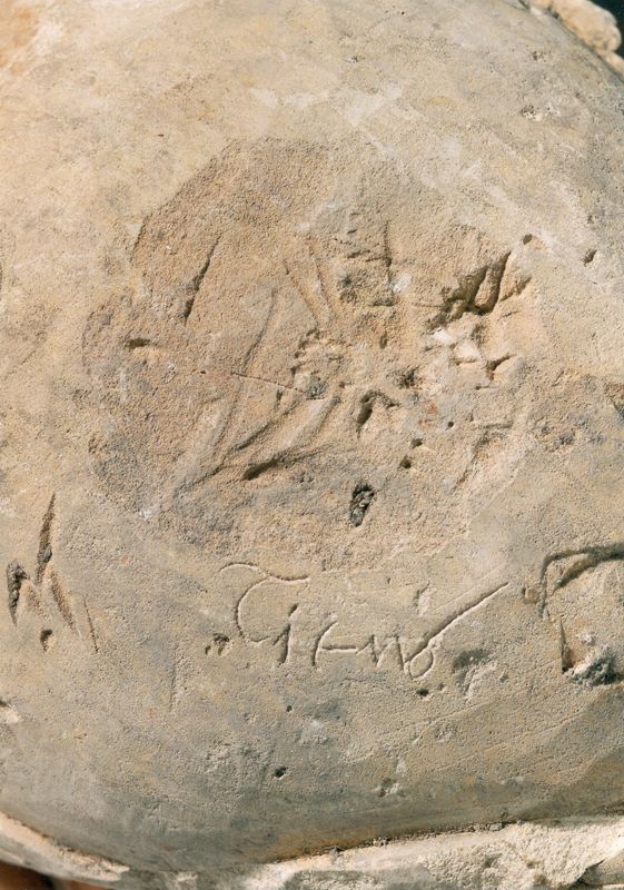 Tête d'homme ceinte de lauriers à l'antique