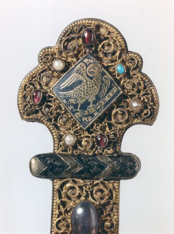 croix-reliquaire à double-travers