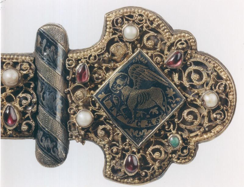 croix-reliquaire à double-travers