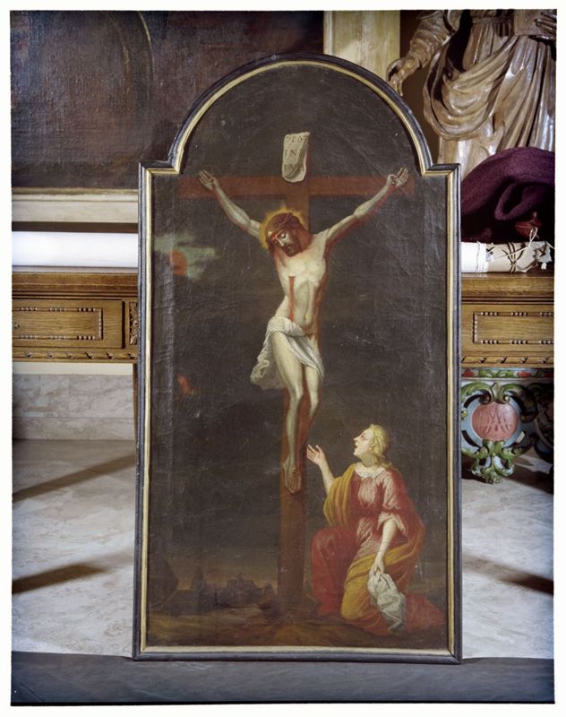 La Madeleine au pied du Christ en croix