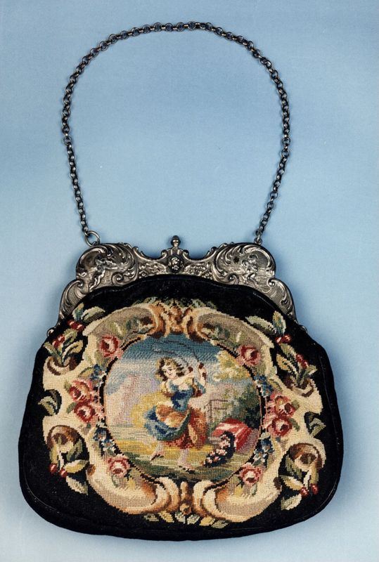 sac à main / Musées Royaux d'Art et d'Histoire