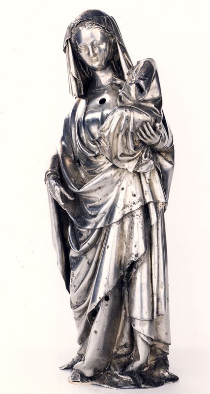 châsse de Sainte-Gertrude : Détails du pignon de la Vierge à l'Enfant (PV)