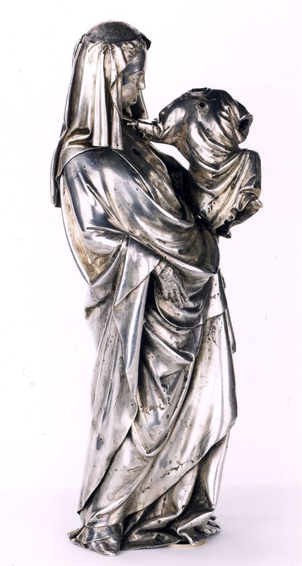châsse de Sainte-Gertrude : Détails du pignon de la Vierge à l'Enfant (PV)