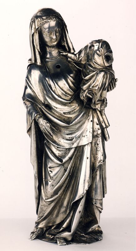 châsse de Sainte-Gertrude : Détails du pignon de la Vierge à l'Enfant (PV)