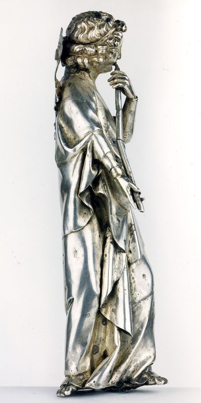châsse de Sainte-Gertrude : Détails du pignon avec le Christ trônant (PC)