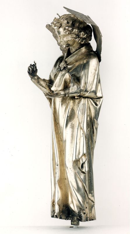 châsse de Sainte-Gertrude : Détails du pignon de la Vierge à l'Enfant (PV)