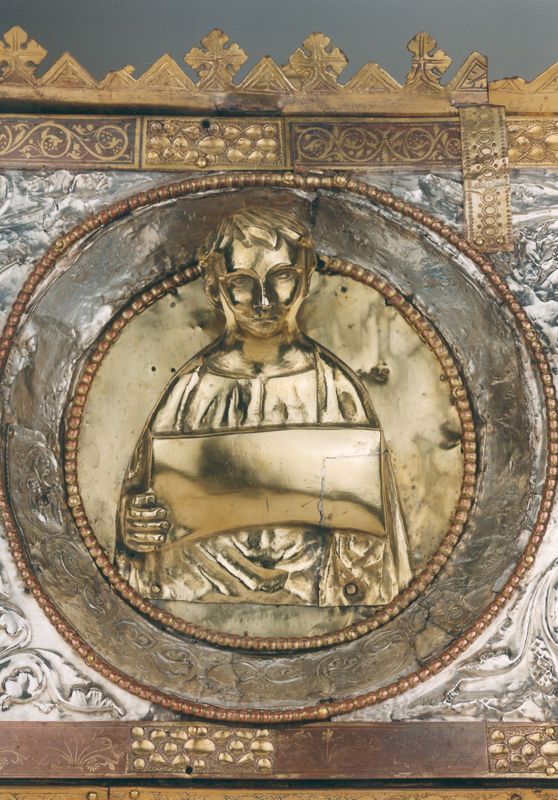 Châsse de saint Mengold