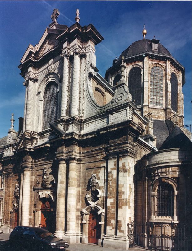 église paroissiale / Kerk O.L.Vrouw van Hanswijk