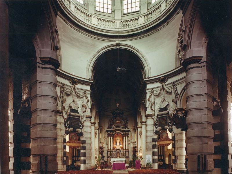 église paroissiale / Kerk O.L.Vrouw van Hanswijk