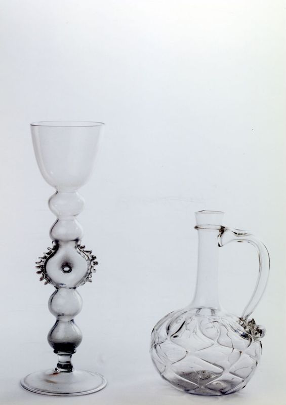Verre " surprise ", type " guttrolf ", à haute jambe à bulbes