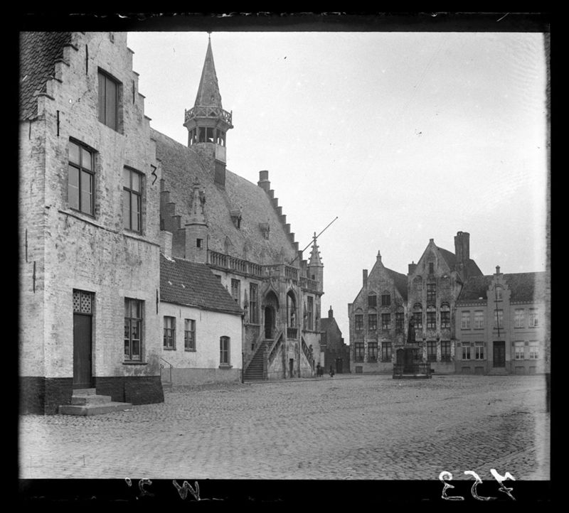 place de ville / Aspect[Damme]