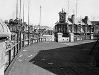 M001949