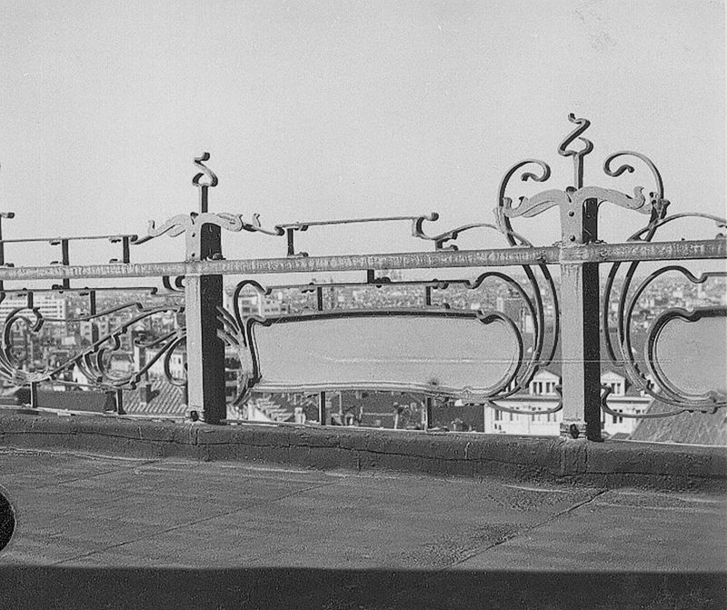 toit plat / Maison du Peuple[Bruxelles]