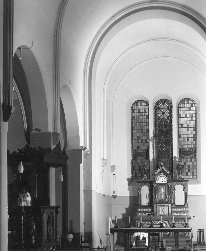 église paroissiale / Eglise Saint-Nom de Marie[Gives]