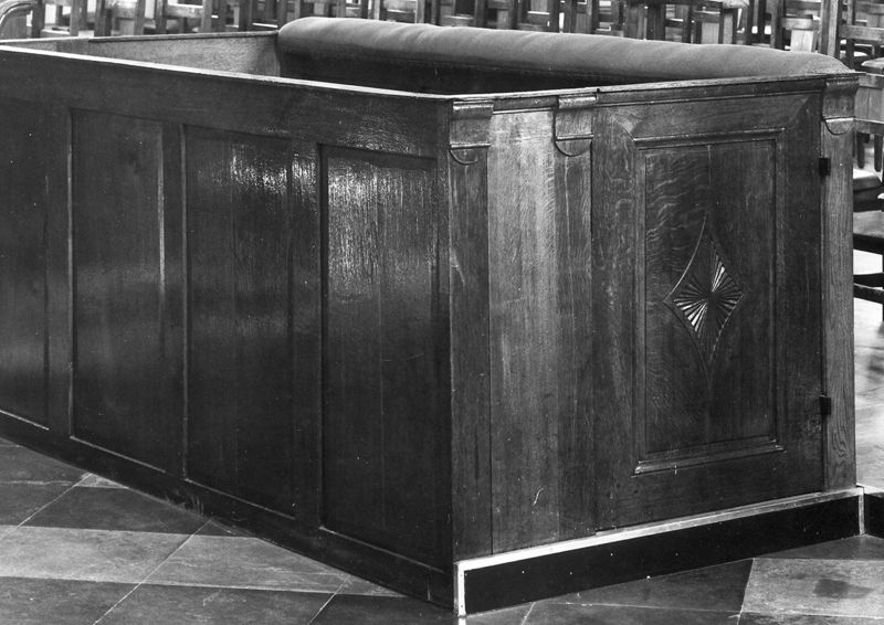 banc d'église / Eglise Saint-Pierre[Ampsin]