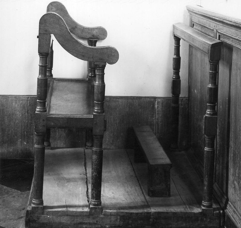 banc d'église / Eglise Saint-Pierre[Ampsin]