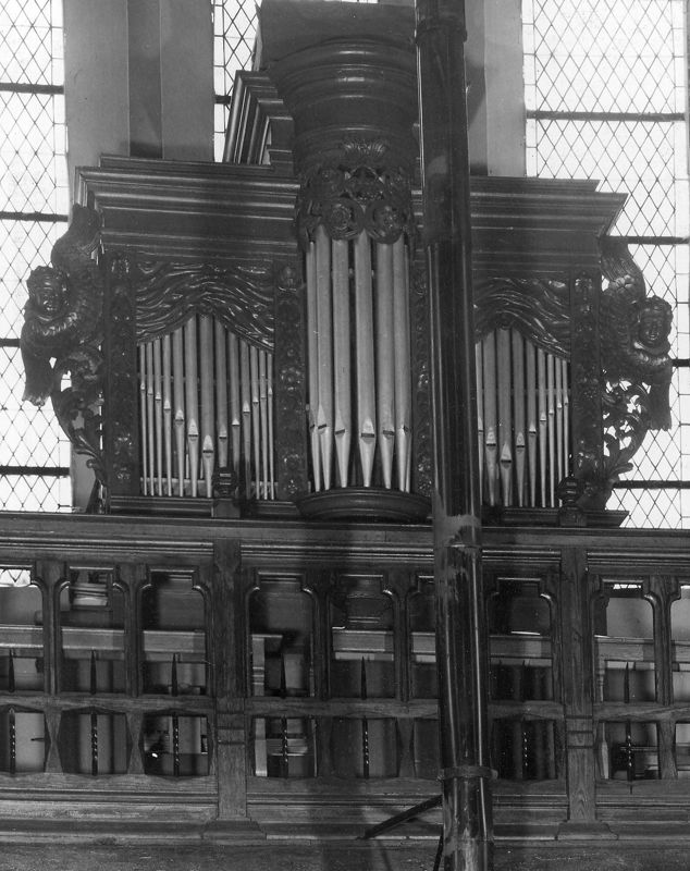 orgue d'église / Eglise Saint-Hubert[Surister]