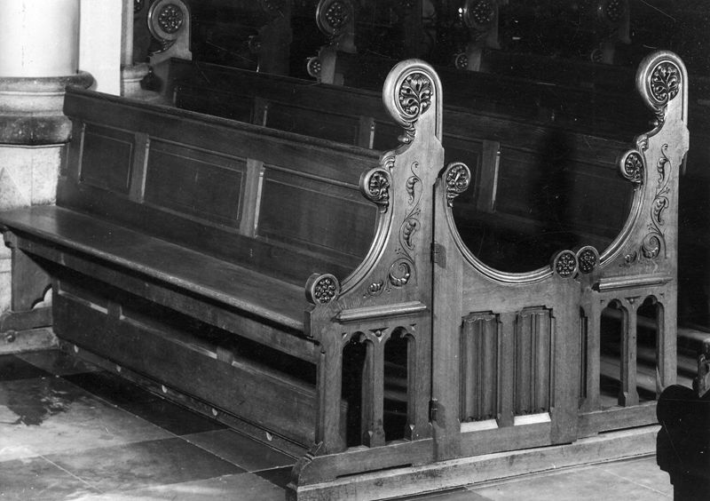 banc d'église / Eglise Saint-Jean-Baptiste[Welkenraedt]