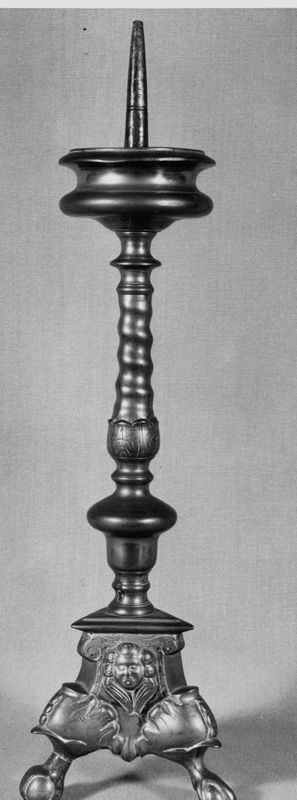 chandelier d'église / Kerk Sint-Gertrudis[Sint-Ankelinks]
