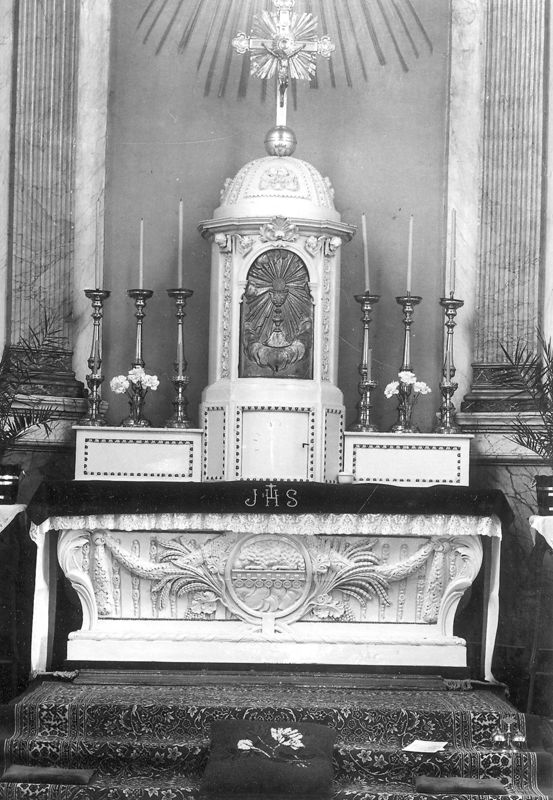 autel majeur / Kerk Sint-Martinus[Woubrechtegem]