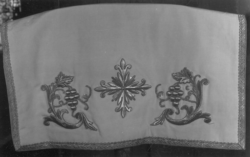 voile de calice / Kerk Sint-Amandus[Outer]