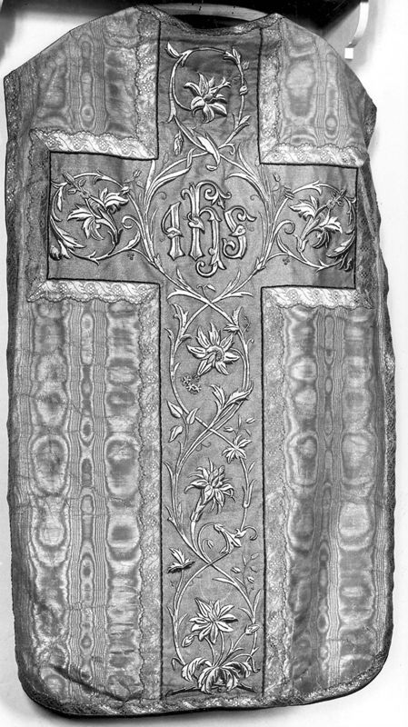 chasuble / Kerk Sint-Margriet[Neigem]