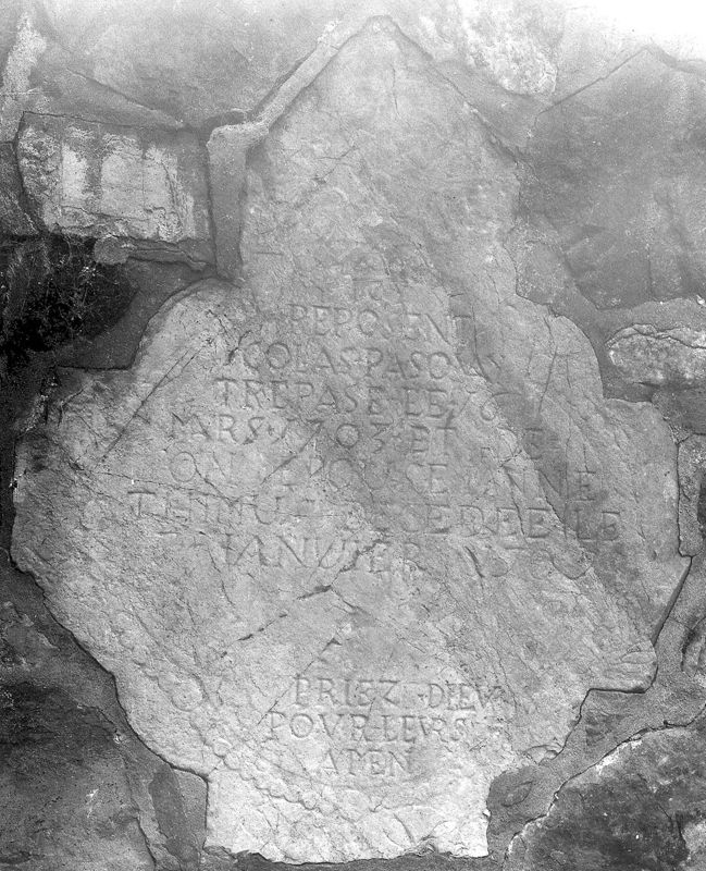 Croix funéraire de Nicolas Pasquay et de Jeanne Thimus