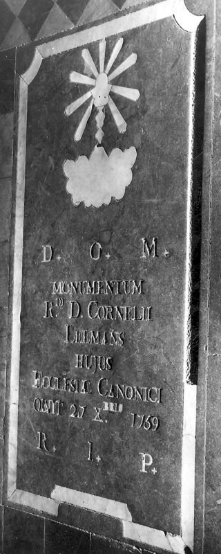 Grafsteen van Corneille Leemans