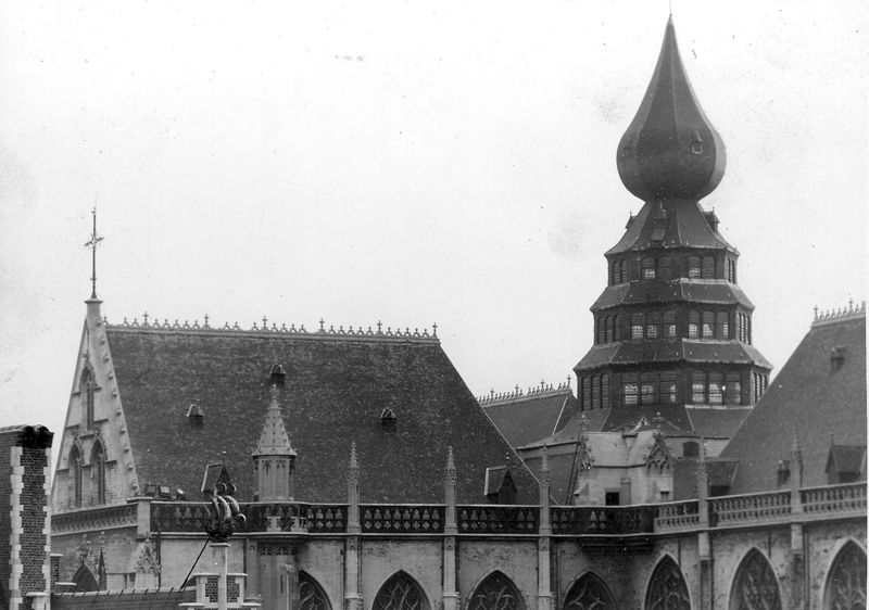 cathédrale / Kathedraal Onze-Lieve-Vrouw ten Hemel opgenomen