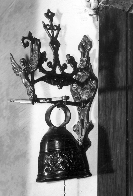 cloche[sonnette] / Kerk Sint-Martinus[Hombeek]