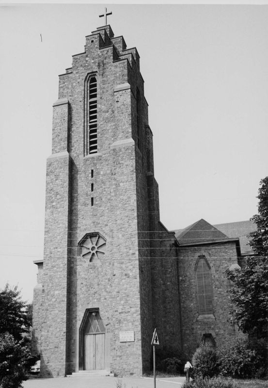 église paroissiale / Eglise Sacré-Coeur[Saint-Servais(Namur)]