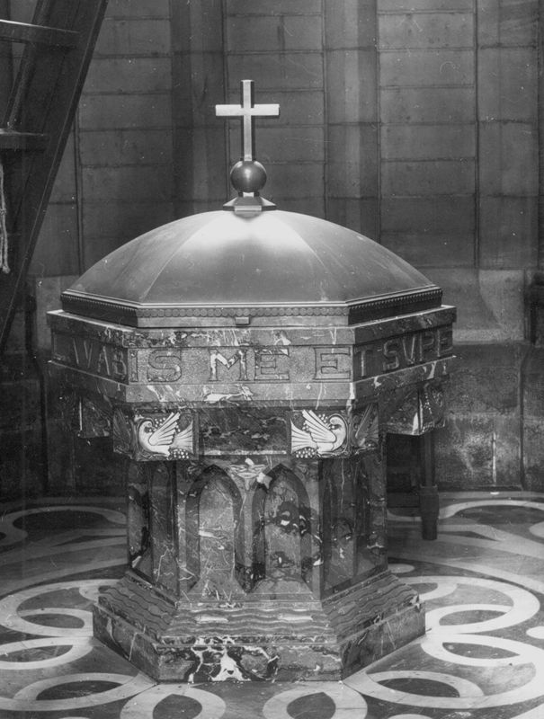 fonts baptismaux / Eglise Saint-Remi[Molenbeek-Saint-Jean]