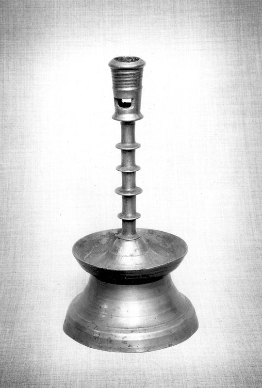 chandelier / Kerk O.L.Vrouw Geboorte[Tongeren]