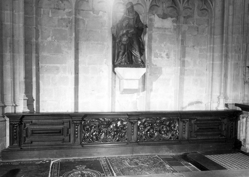 banc de communion / Kerk O.L.Vrouw over de Dijle