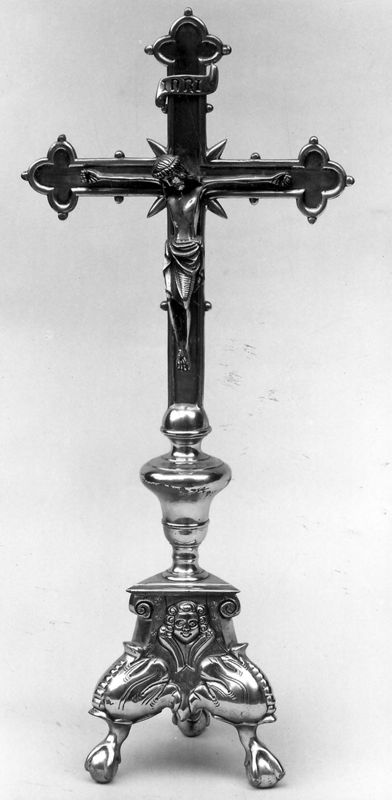 crucifix[f] / Kerk O.L.Vrouw van Hanswijk