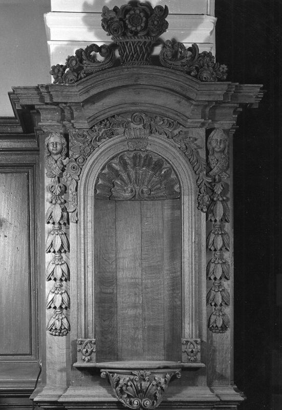 niche[meuble] / Eglise Saint-Martin[Crupet]