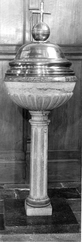 fonts baptismaux / Kerk Sint-Amandus[Leeuwergem]