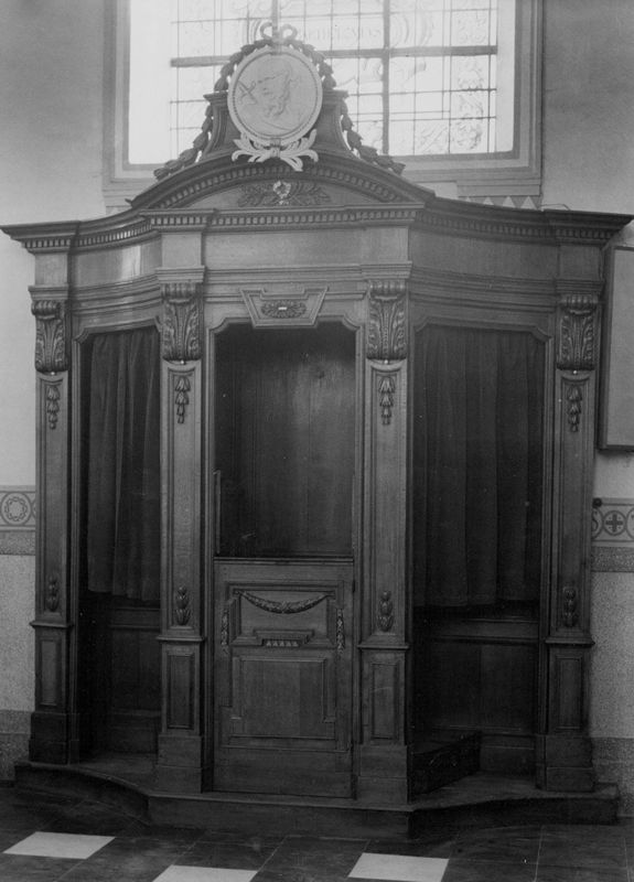 confessionnal / Kerk Sint-Martinus[Sint-Lievens-Esse]